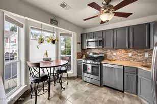 148 Setter Pl, Freehold, NJ 07728 - Photo 3