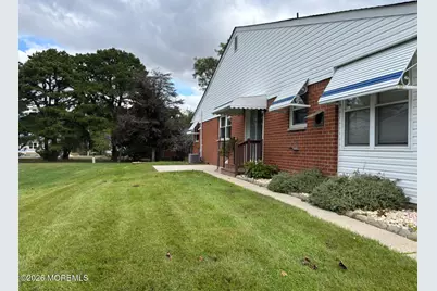 3 Yorktowne Parkway #A, Whiting, NJ 08759 - Photo 5