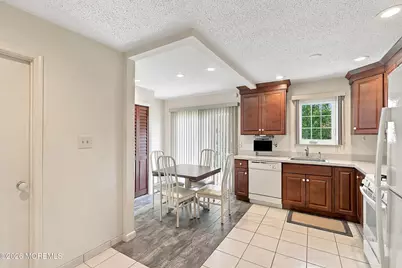 16 Morden Close #1000, Freehold, NJ 07728 - Photo 13