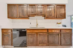 224 Franklin Pl, Morganville, NJ 07751 - Photo 15