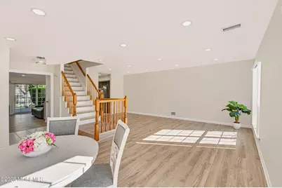 224 Franklin Place, Morganville, NJ 07751 - Photo 9