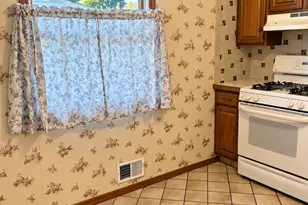 42 Dartmouth Dr, Hazlet Township, NJ 07730 - Photo 7