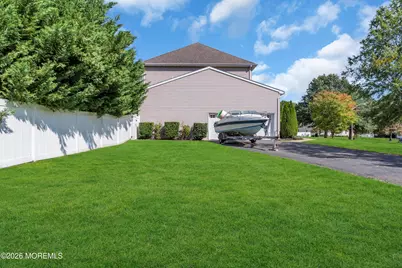 40 Outlook Lane, Freehold, NJ 07728 - Photo 37