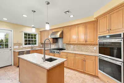 150 Bowne Road, Middletown, NJ 07748 - Photo 27