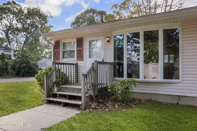 560 Bradley Boulevard, Toms River Township, NJ 08753 - Photo 7