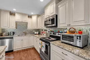 58 Largo San Nicola, Freehold, NJ 07728 - Photo 9
