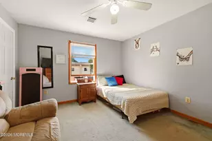 24 Sixth St, Hazlet Township, NJ 07734 - Photo 19