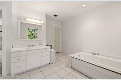 24 Sixth Street, Hazlet Township, NJ 07734 - Photo 23