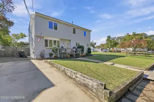 24 Sixth St, Hazlet Township, NJ 07734 - Photo 3