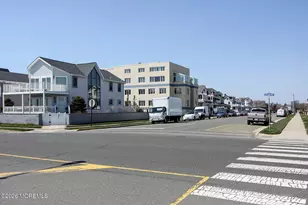 15 Garfield Ave, Avon by the Sea, NJ 07717 - Photo 17