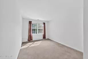 25 Brittany Ct, Atlantic Highlands, NJ 07716 - Photo 3