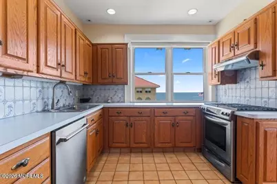 1 Roseld Avenue #B20, Deal, NJ 07723 - Photo 9