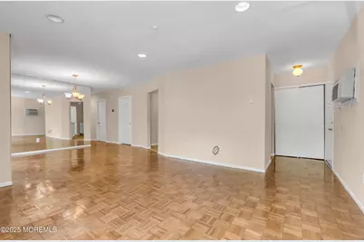 30 Meadow Green Circle #F, Manalapan Township, NJ 07726 - Photo 5