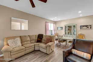 26 Springlawn Dr, Lakewood, NJ 08701 - Photo 7