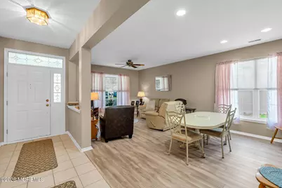 26 Springlawn Drive, Lakewood, NJ 08701 - Photo 5