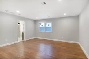 370 Smithburg Rd, Manalapan Township, NJ 07726 - Photo 11