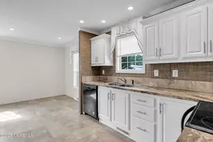 47 Kingfisher Way, Whiting, NJ 08759 - Photo 9