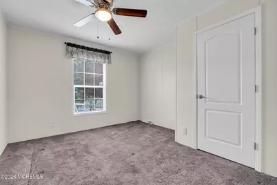 47 Kingfisher Way, Whiting, NJ 08759 - Photo 17