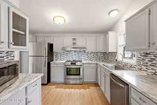 48 Village Rd, Morganville, NJ 07751 - Photo 5
