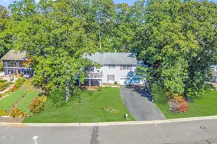 127 Arnold Pl, Neptune Township, NJ 07753 - Photo 9