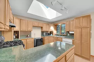 127 Arnold Pl, Neptune Township, NJ 07753 - Photo 37