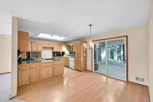 127 Arnold Pl, Neptune Township, NJ 07753 - Photo 35