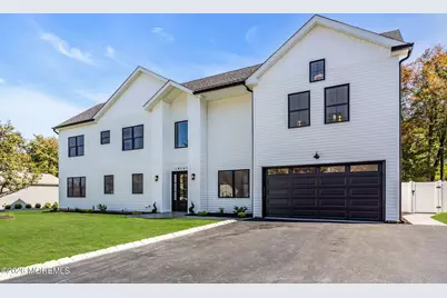 20 W Francis Avenue, Morganville, NJ 07751 - Photo 3