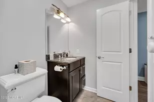 20 Pinckney Rd, Red Bank, NJ 07701 - Photo 23