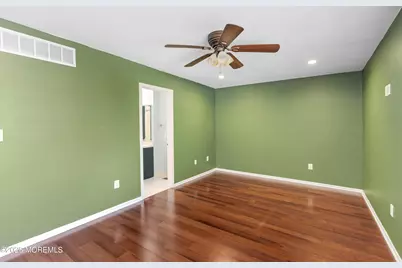 22 Oak Lane, Eatontown, NJ 07724 - Photo 9