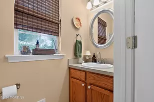 105 Hollow Oak Ln, Manahawkin, NJ 08050 - Photo 11