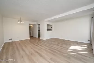 133 Greenwood Dr, Freehold, NJ 07728 - Photo 9