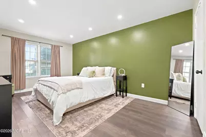 1001 Wellington Place, Aberdeen Township, NJ 07747 - Photo 23