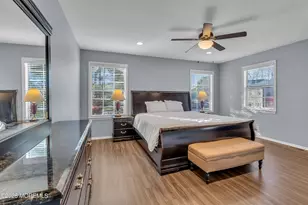 198 Franklin Pl, Morganville, NJ 07751 - Photo 25