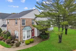 198 Franklin Pl, Morganville, NJ 07751 - Photo 57