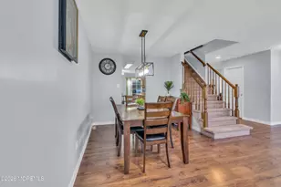 198 Franklin Pl, Morganville, NJ 07751 - Photo 9