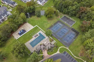 198 Franklin Pl, Morganville, NJ 07751 - Photo 43