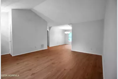 8 Morning Glory Lane, Whiting, NJ 08759 - Photo 5