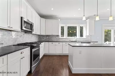 35 Shore Drive, Highlands, NJ 07732 - Photo 5