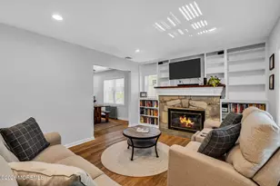 376 E Main St, Manasquan, NJ 08736 - Photo 9