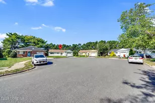 7 San Carlos Ct, Toms River Township, NJ 08757 - Photo 5