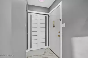 27 Meadow Green Cir, Manalapan Township, NJ 07726 - Photo 25