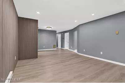 27 Meadow Green Circle #F, Manalapan Township, NJ 07726 - Photo 9