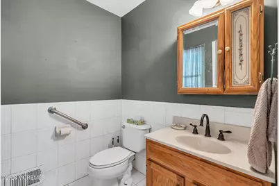 15 Hemingway Drive, Hazlet Township, NJ 07730 - Photo 15