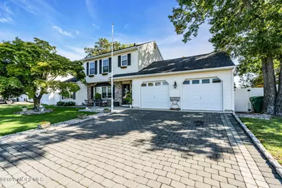 7 Pinyon Street, Howell Township, NJ 07731 - Photo 3