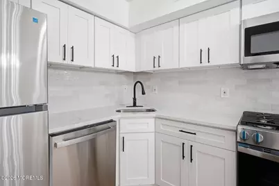 11 Indiana Court #993, Matawan, NJ 07747 - Photo 9