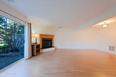 1 Richmond Court, Tinton Falls, NJ 07712 - Photo 3