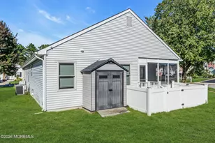 132 Chesterfield Ln, Toms River Township, NJ 08757 - Photo 29
