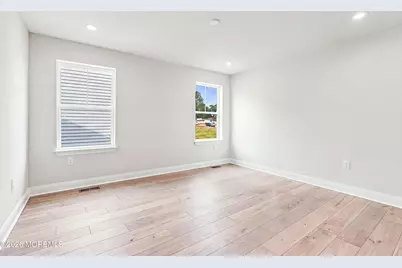 3 American Way, Manalapan Township, NJ 07726 - Photo 15