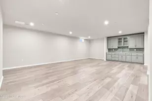 3 American Wy, Manalapan Township, NJ 07726 - Photo 17