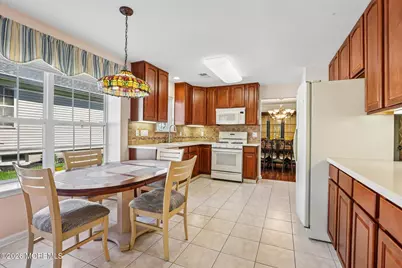 12 Sandhurst Road, Lakewood, NJ 08701 - Photo 9